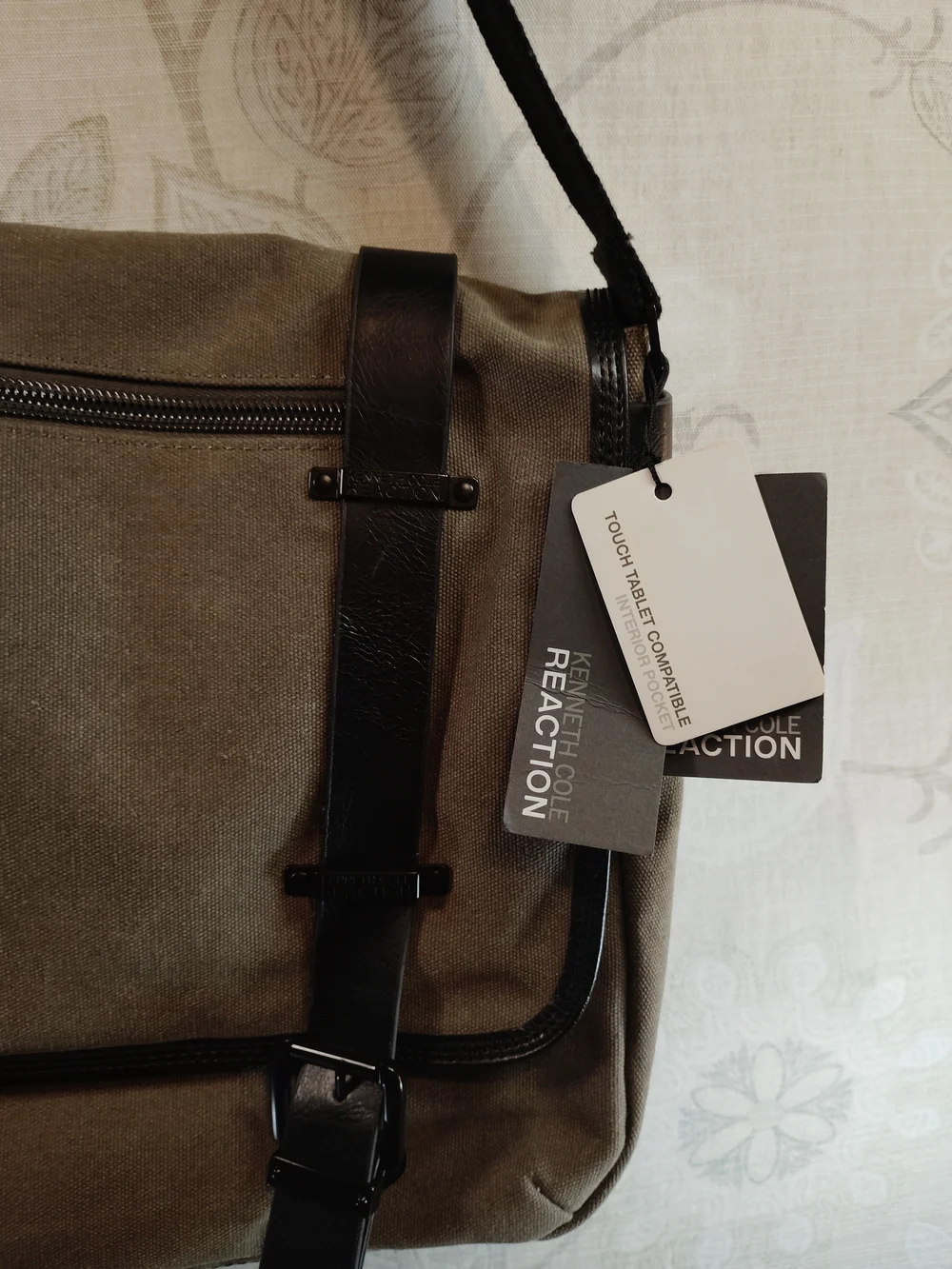Kenneth Cole Reaction  Grey Canvas & Leather Messenger/Laptops/ Crossbody Bag